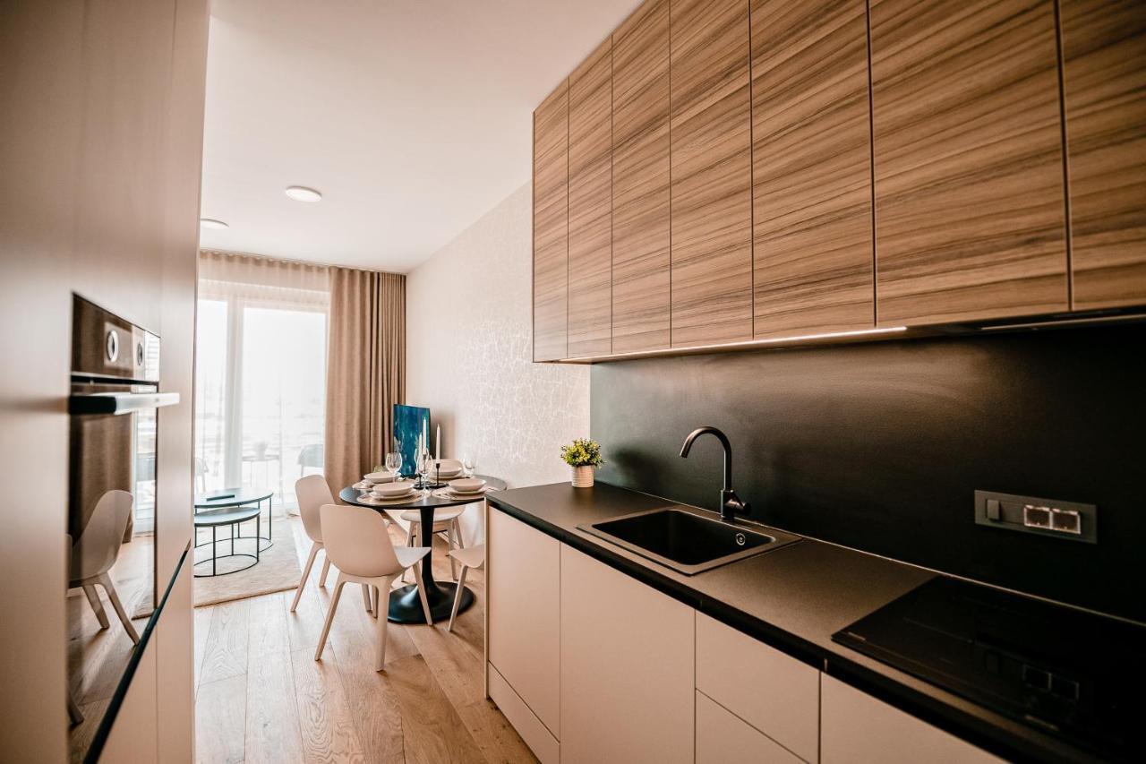 Sodoben Apartma V Centru Ljubljane ليوبليانا المظهر الخارجي الصورة